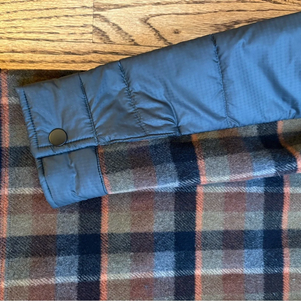 Smartwool Anchorline Gray and Brown Plaid Puffer Jacket - Picture 11 of 11
